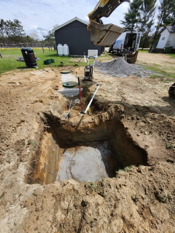 Excavation autour d’une fosse septique