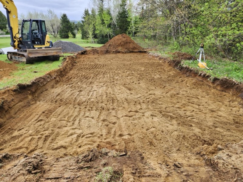 Terrain nivelé, prêt pour la suite
